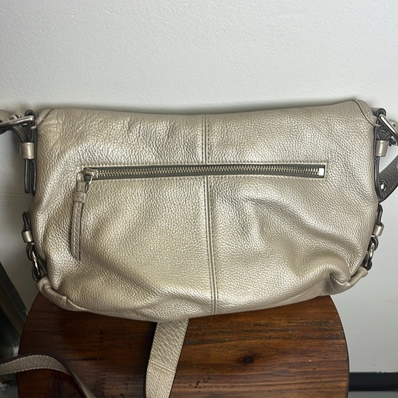 GUC VINTAGE AUTHENTIC Coach Pebble Leather Shoulder Bag Gold w/silver accents - Picture 5 of 13